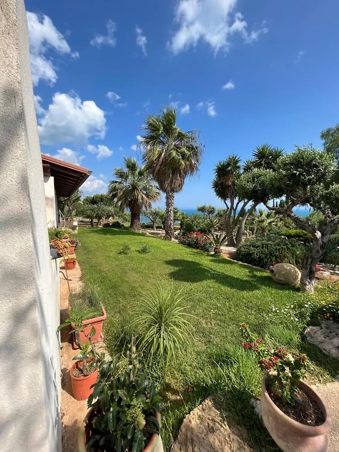 Villa Sovareto Sciacca 0*,  Italia